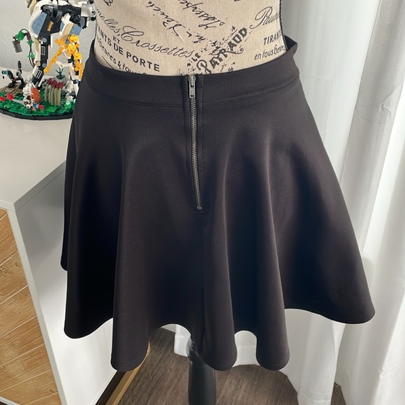 A-line Mini Skirt - Picture 3 of 5